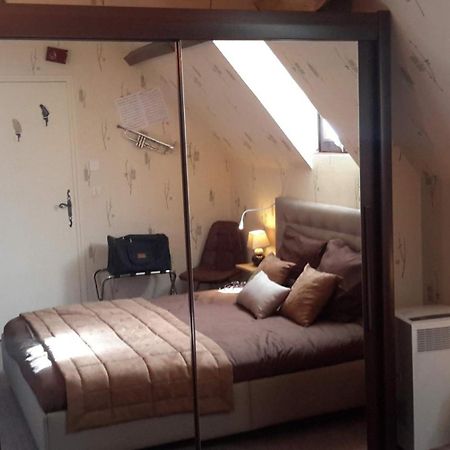 Bed and Breakfast Fred Et Jules Beaulieu-sur-Dordogne Zimmer foto